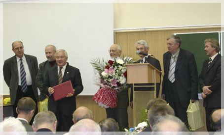 ���� �. ������������.