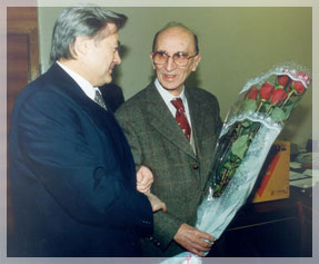 ��������� �.�. ��������� � �.�. �������; �� ����� ���������� � ������.