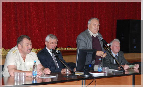 �������� XI �������������� ����������������� ���������. � ����������(����� �������): ������ ����, ��������� �.�. �������, �������� ��� ��� ���, �������� �.�. ��������, �������� �.�. ����������, ��������� ����������������� ����������������� �������� ��� �.�. ��������. ���� �.�. ���������.