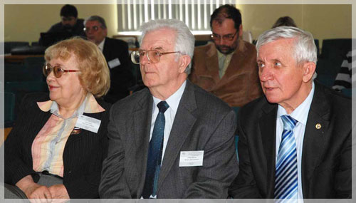 ��������� �.�. �������, �.�. ��������, �.�. �������� � ���� ���������.